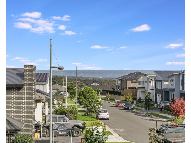 2 Cole Street, Oran Park NSW 2570