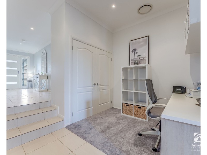 43 Adams Circuit, Elderslie NSW 2570