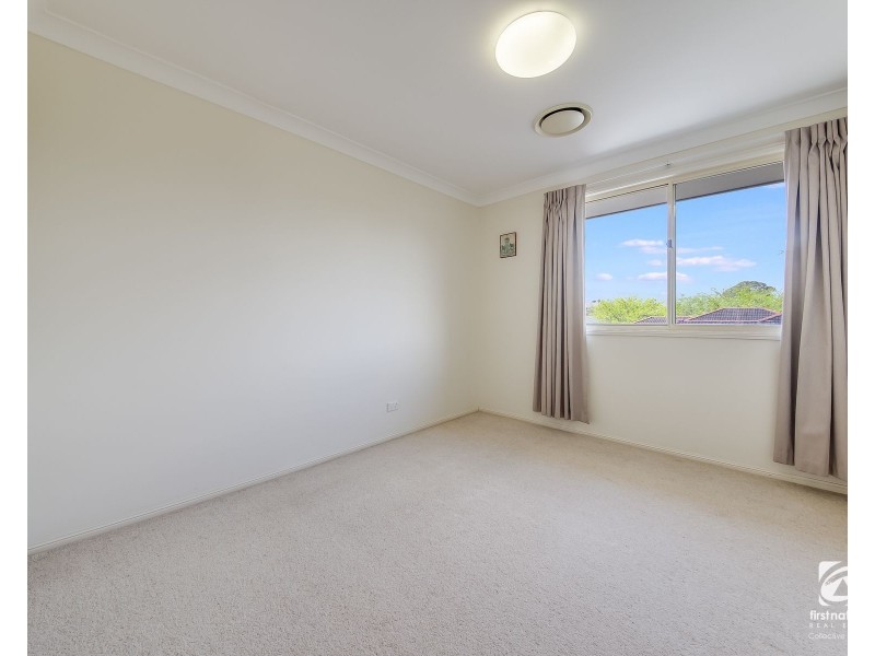 8 John McLennon Circuit, Harrington Park NSW 2567