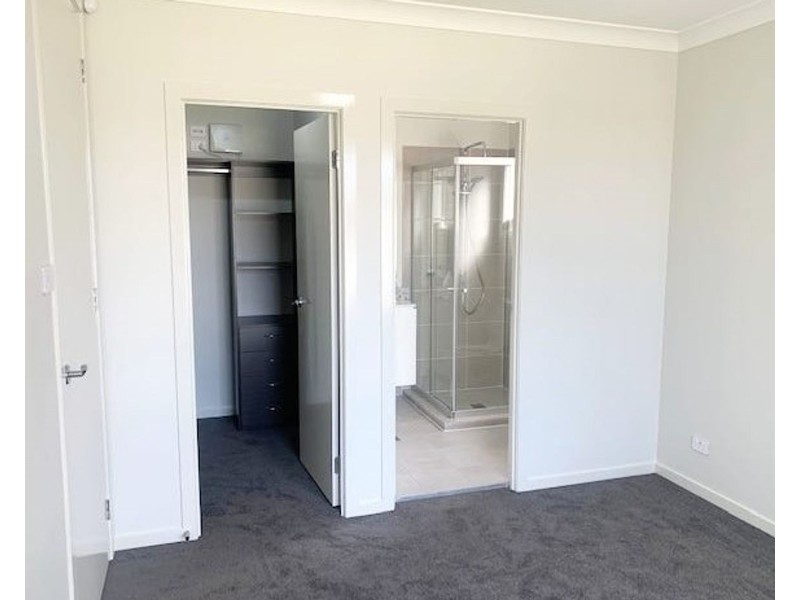 3 Beryl Street, Catherine Field NSW 2557