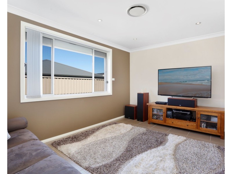 20 Plymouth Boulevard, Spring Farm NSW 2570