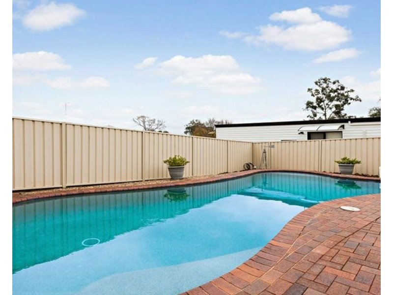 13 Crookston Drive, Camden South NSW 2570