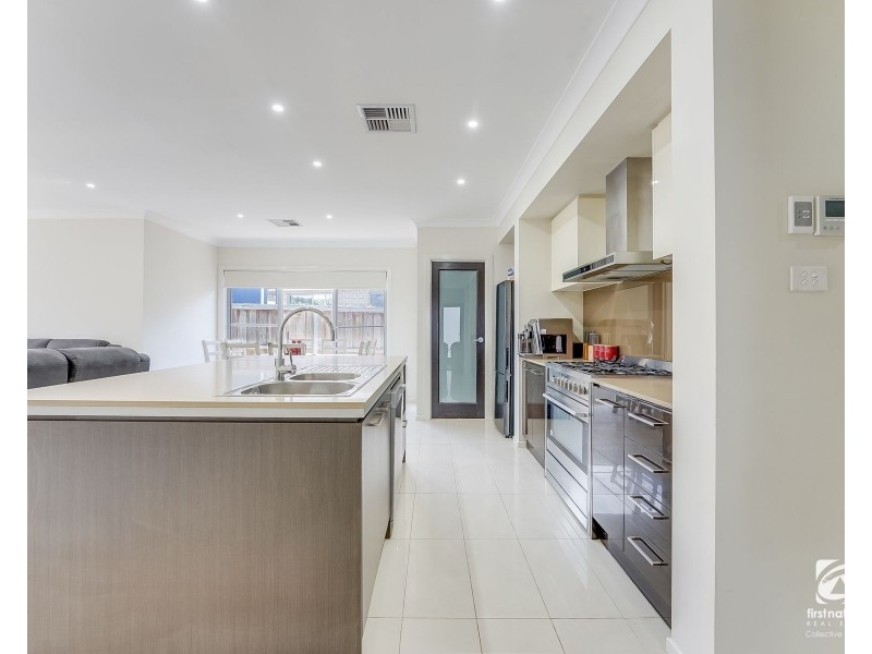 17 Loudon Crescent, Cobbitty NSW 2570