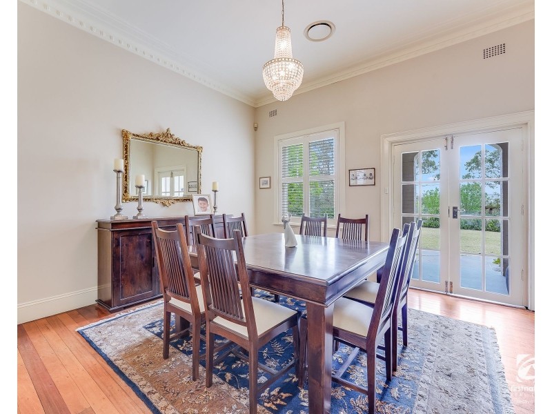 5 Harben Vale Cct, Grasmere NSW 2570