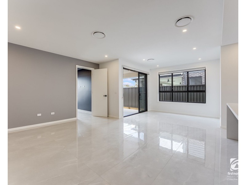 29 Kowald Street, Elderslie NSW 2570