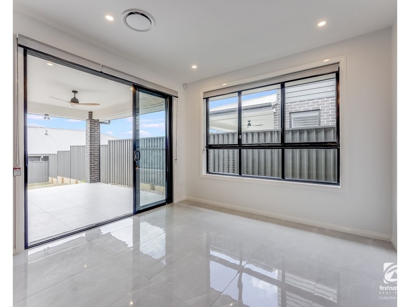 29 Kowald Street, Elderslie NSW 2570