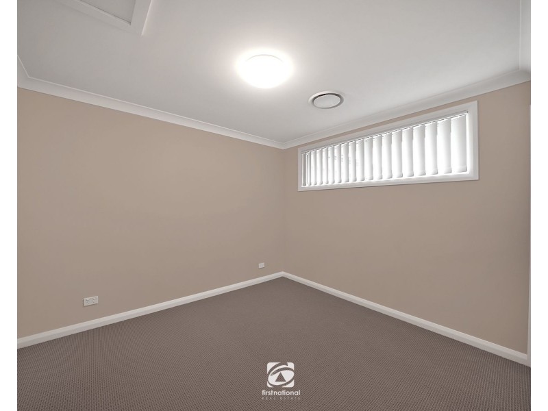 1B Howard Loop, Oran Park NSW 2570