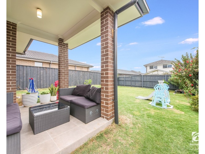 67 Higgins Avenue, Elderslie NSW 2570