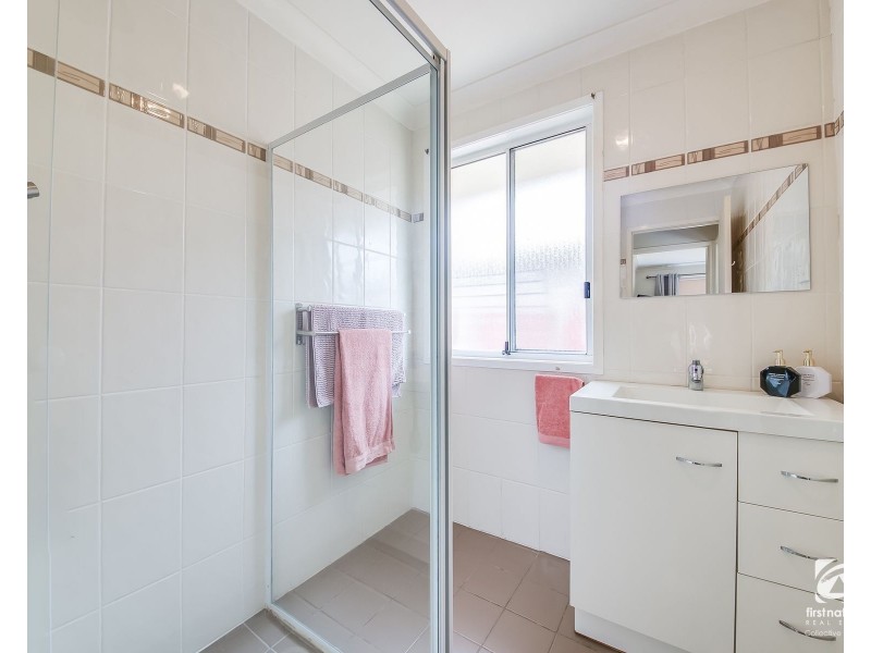 27B Glendower street, Rosemeadow NSW 2560