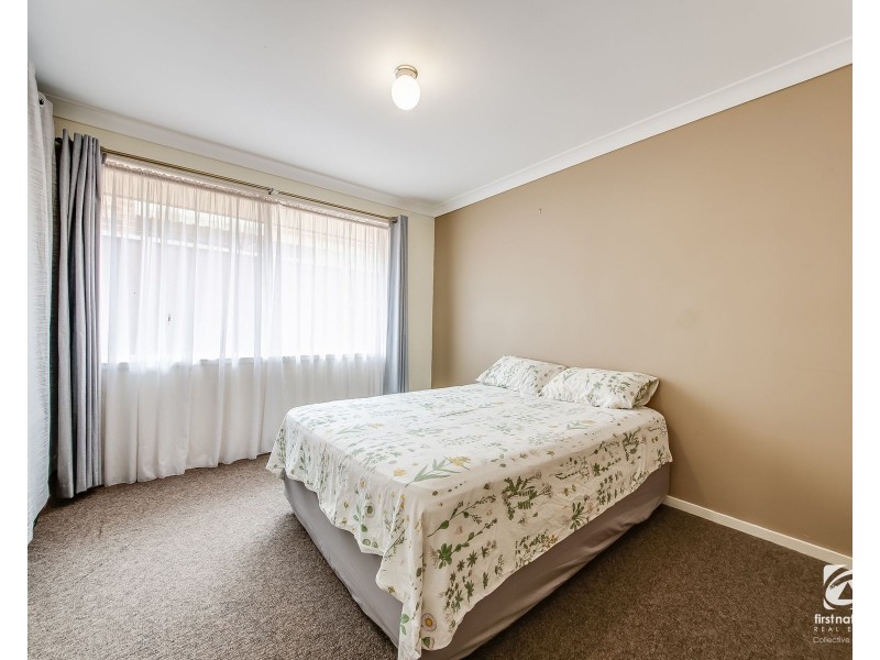 27B Glendower street, Rosemeadow NSW 2560