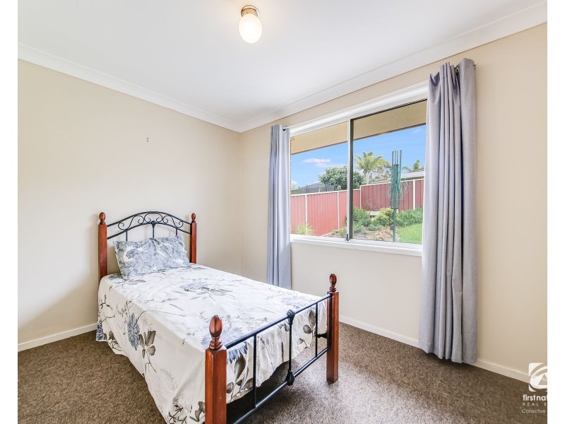 27B Glendower street, Rosemeadow NSW 2560