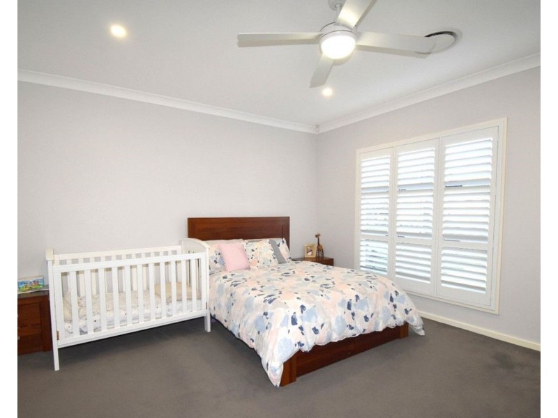 5 Moonlite Court, Harrington Park NSW 2567