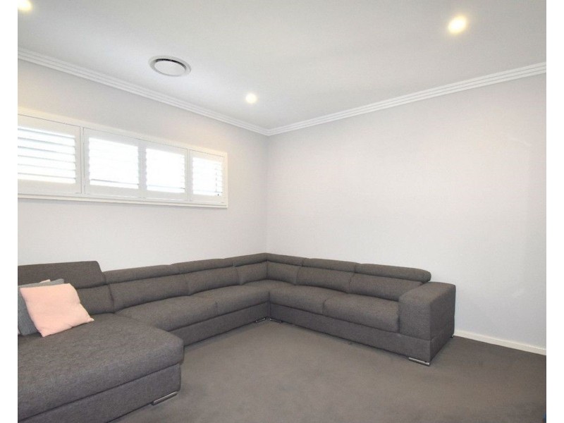 5 Moonlite Court, Harrington Park NSW 2567