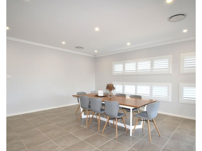 5 Moonlite Court, Harrington Park NSW 2567