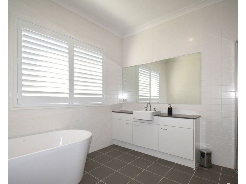 5 Moonlite Court, Harrington Park NSW 2567