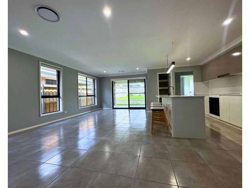 25 Cooper Drive, Oakdale NSW 2570