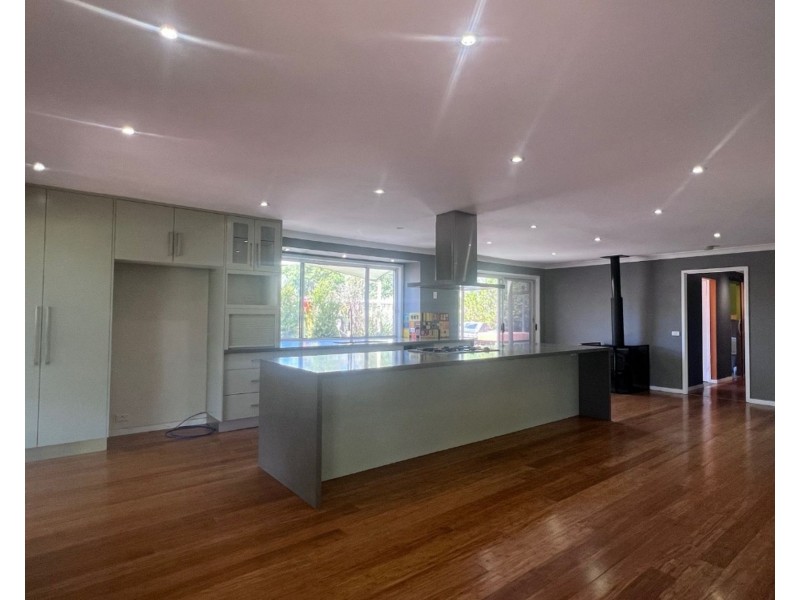 14 Baldwin Way, Currans Hill NSW 2567