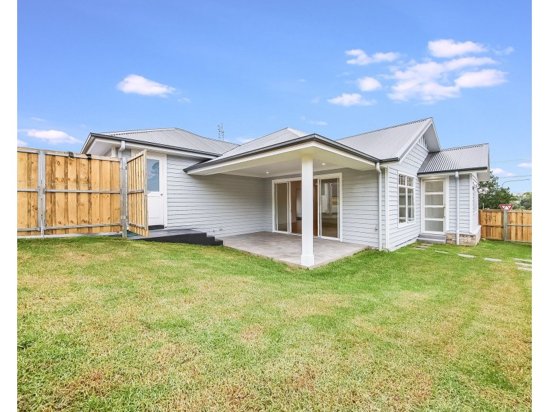 2A Eliza Place, Picton NSW 2571