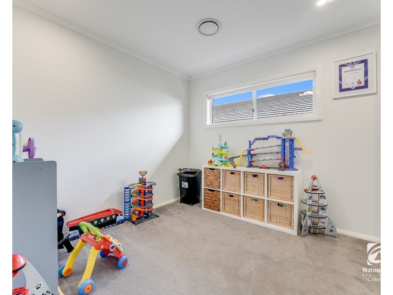 16 Rowan Street, Oran Park NSW 2570