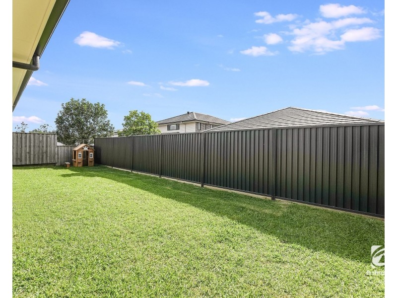16 Rowan Street, Oran Park NSW 2570