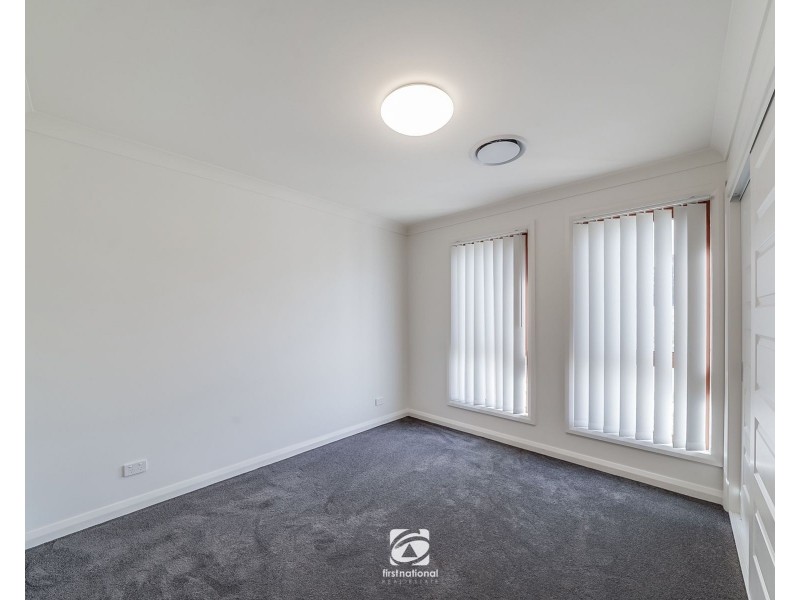 3B Coach Crescent, Currans Hill NSW 2567