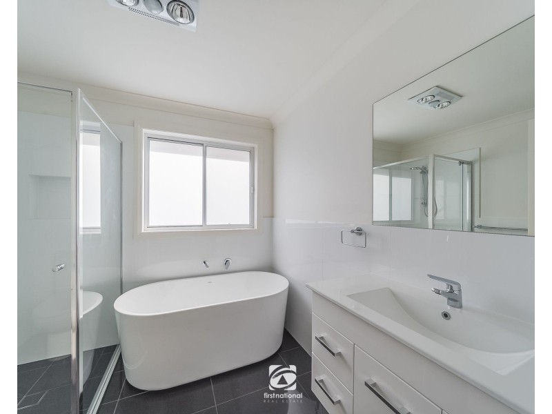 3B Coach Crescent, Currans Hill NSW 2567