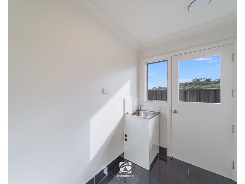 3B Coach Crescent, Currans Hill NSW 2567