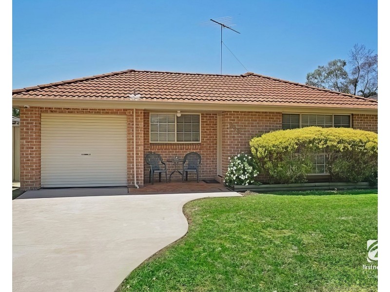 216 & 216A Welling Drive, Mount Annan NSW 2567