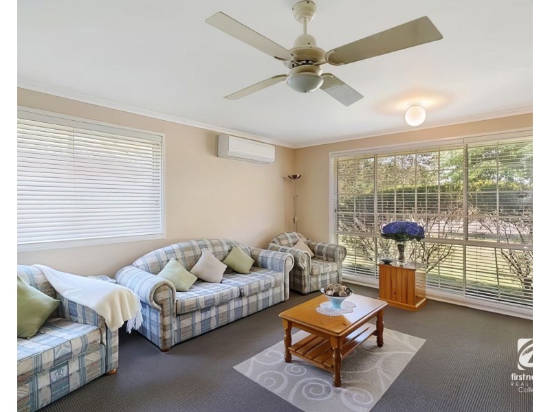 216 & 216A Welling Drive, Mount Annan NSW 2567