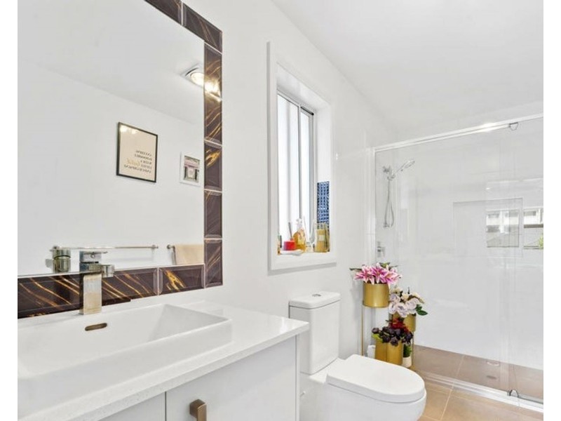 15 Potts Street, Oran Park NSW 2570