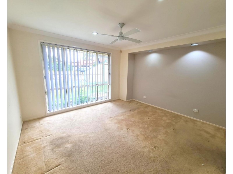 32 Watson Road, Mount Annan NSW 2567