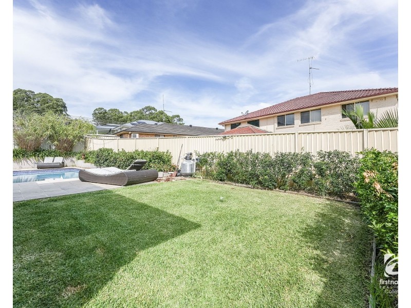 8 Brady Place, Harrington Park NSW 2567