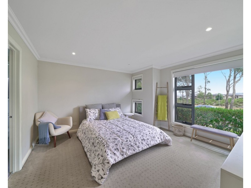 32 Felix Street, Gregory Hills NSW 2557