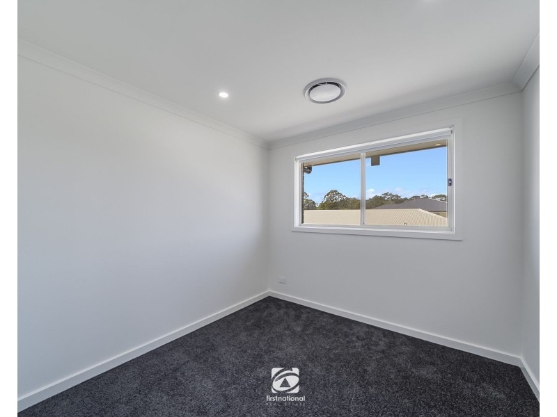 79 Springs Road, Spring Farm NSW 2570
