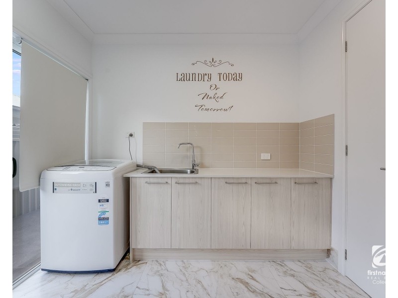 16 Binda Way, Harrington Park NSW 2567