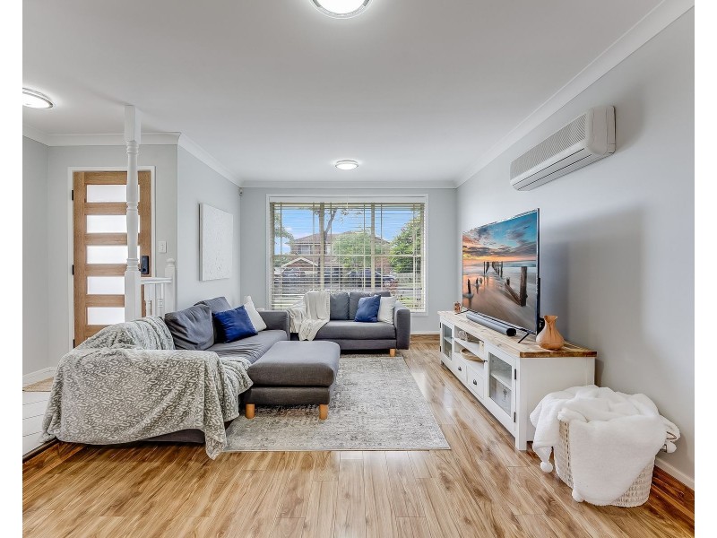 13 Todd Place, Mount Annan NSW 2567