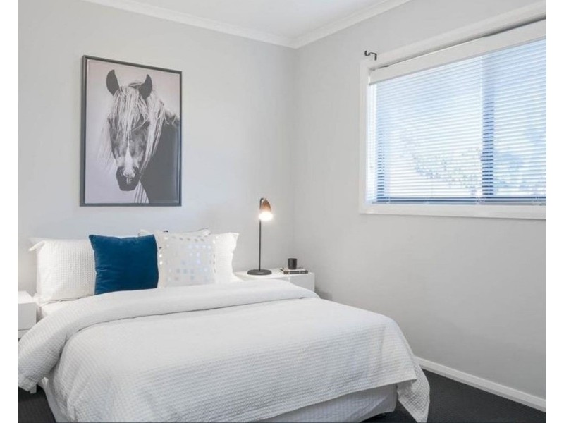 329 South Circuit, Oran Park NSW 2570