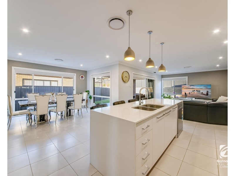 20 Thorpe Circuit, Oran Park NSW 2570