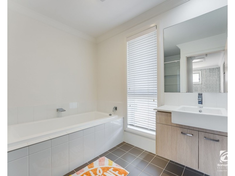 31 Horsley Circuit, Oran Park NSW 2570