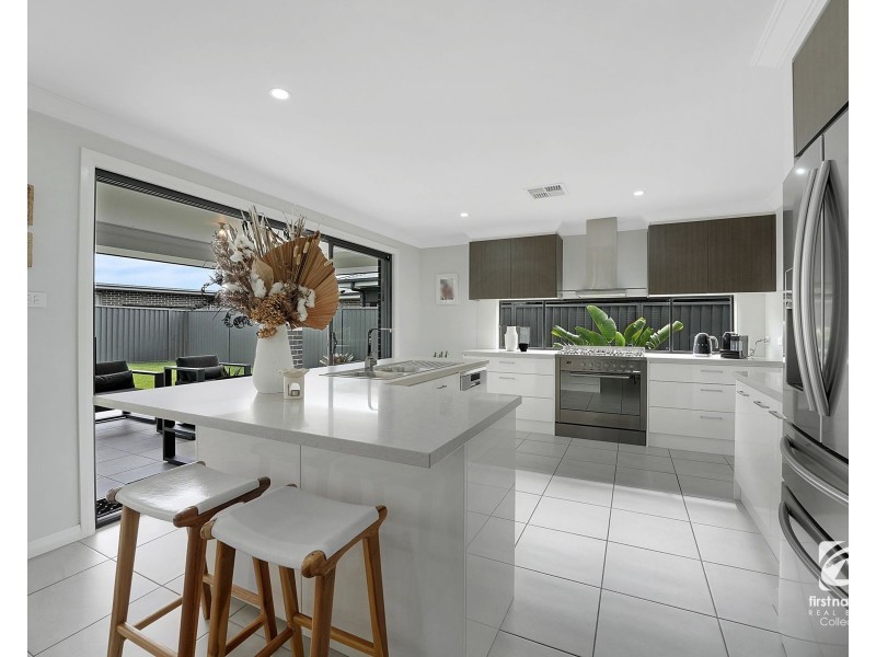 9 Phillips Avenue, Oran Park NSW 2570