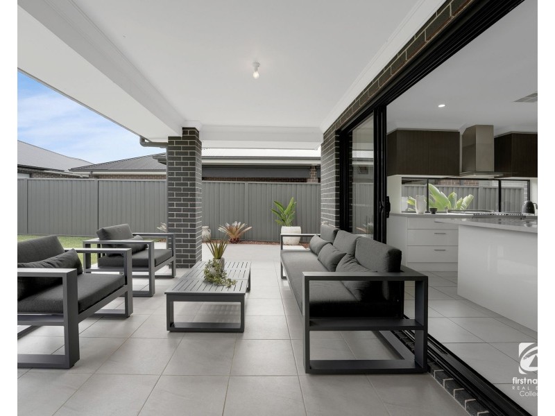 9 Phillips Avenue, Oran Park NSW 2570