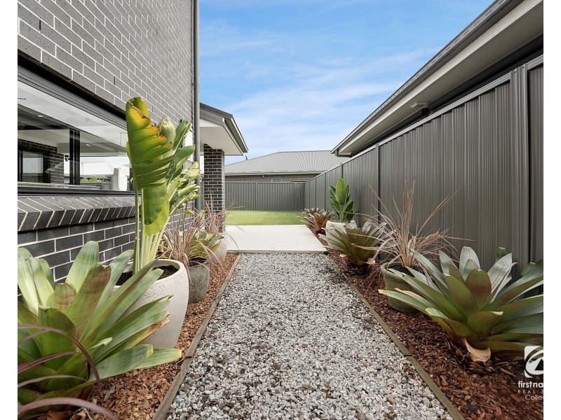9 Phillips Avenue, Oran Park NSW 2570
