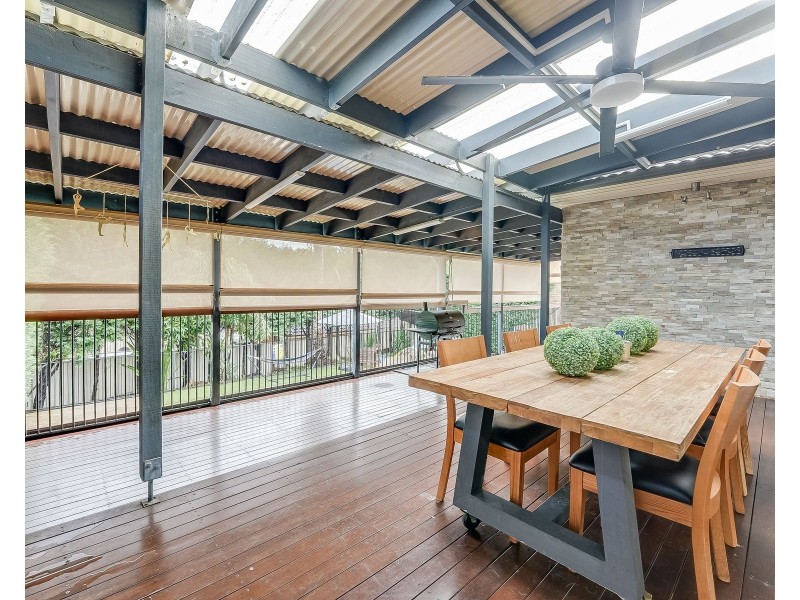 18 Stenhouse Drive, Mount Annan NSW 2567