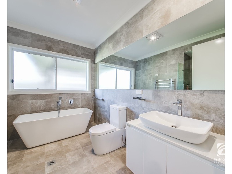 33 Underwood Circuit, Harrington Park NSW 2567