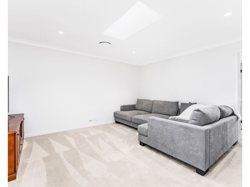 8 Annanvale Circuit, Mount Annan NSW 2567