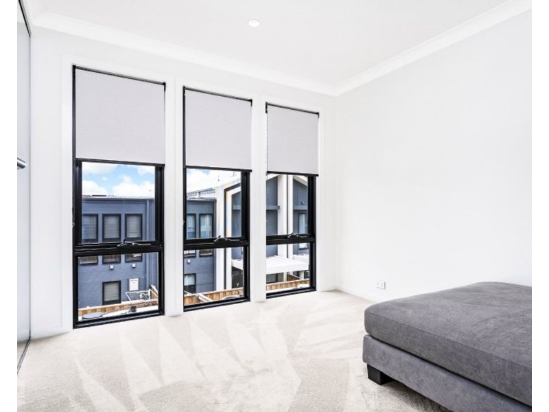 8 Annanvale Circuit, Mount Annan NSW 2567