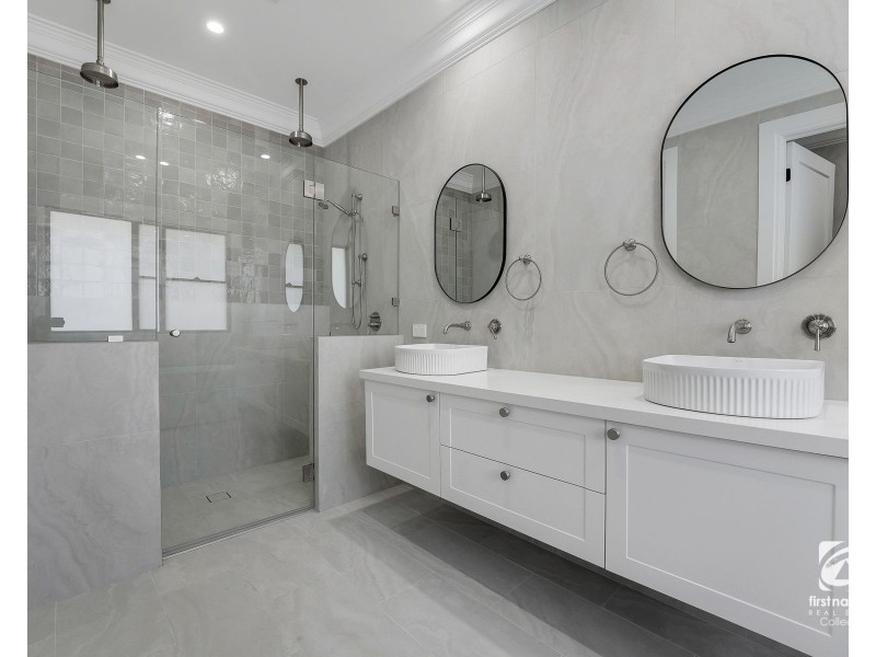 33 Eliza Place, Picton NSW 2571