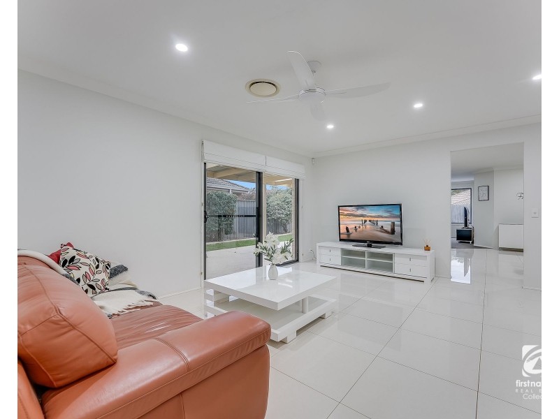 25 Belmont Avenue, Spring Farm NSW 2570