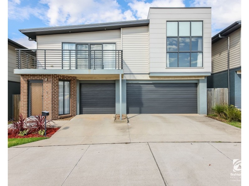 7 Searle Way, Oran Park NSW 2570