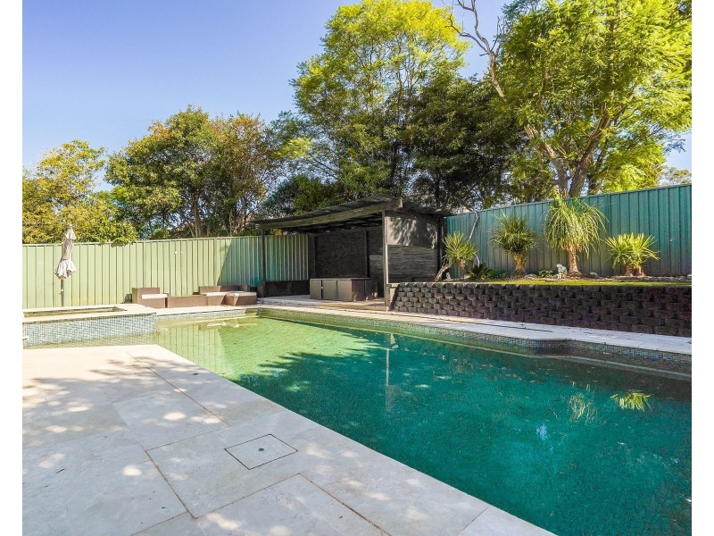 31 Berallier Drive, Camden South NSW 2570